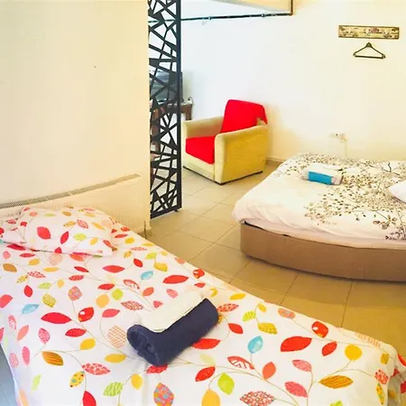 Ozgen Ξενοδοχείο *